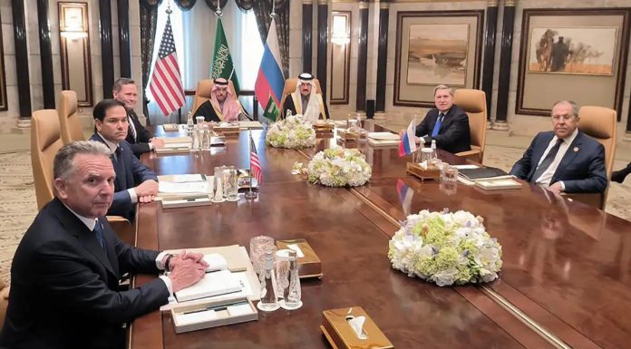 Arabia Saudite në qendër të politikës së jashtme globale duke pritur bisedimet SHBA-Rusi